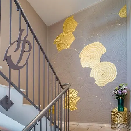 Hafenhotel Pommernyacht Hotell