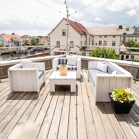 Hafenhotel Pommernyacht Hotel Ueckermünde