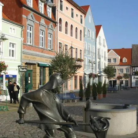 Hafenhotel Pommernyacht Ueckermünde