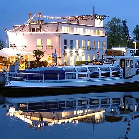 Hafenhotel Pommernyacht