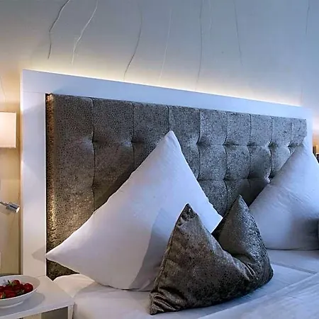 Hafenhotel Pommernyacht Ueckermünde