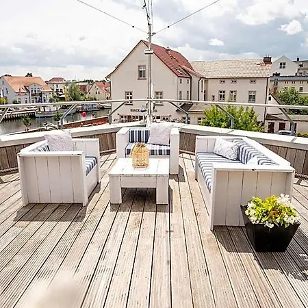 Hafenhotel Pommernyacht Hotel Ueckermünde