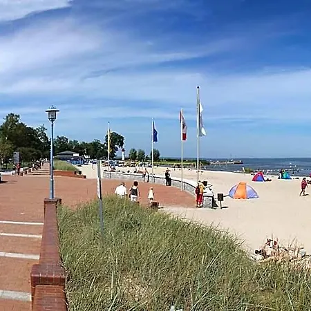 Hafenhotel Pommernyacht Hotel 3*