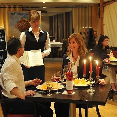 Hotel Hafenhotel Pommernyacht