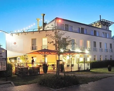 Hafenhotel Pommernyacht 3* Ueckermunde