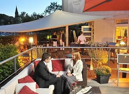 Hafenhotel Pommernyacht ホテル