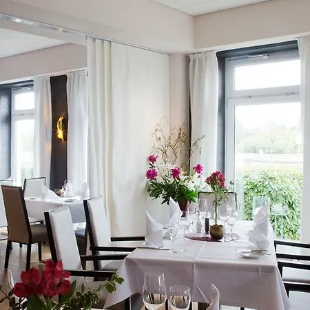 ホテル Hafenhotel Pommernyacht